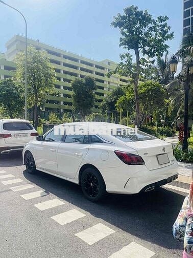 MG MG5 2022 STD - 28500 km