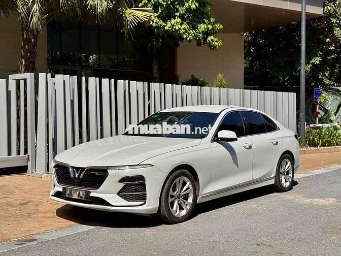VinFast Lux A2.0 2021 Plus 2.0 AT - 30000 km