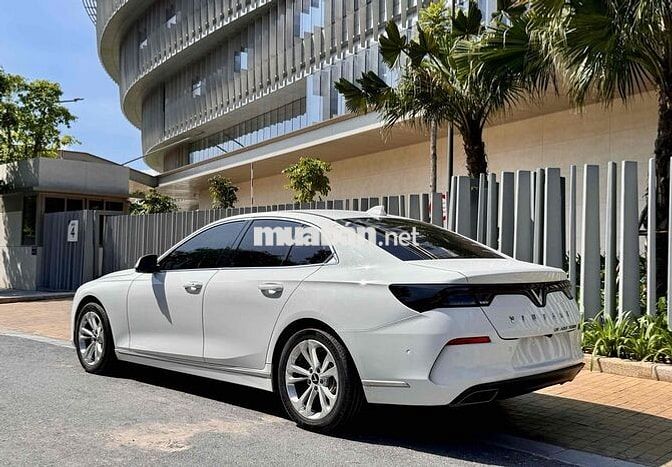 VinFast Lux A2.0 2021 Plus 2.0 AT - 30000 km