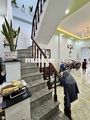 BÁN GẤP NHÀ MỚI Ở NGAY, CHỦ NGỢP BANK,40m2, chủ 5.15ty TL.