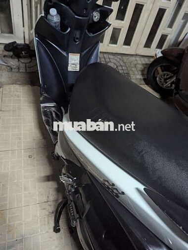 Nhà cần bán Suzuki Hayate fi 125 dời 2013.