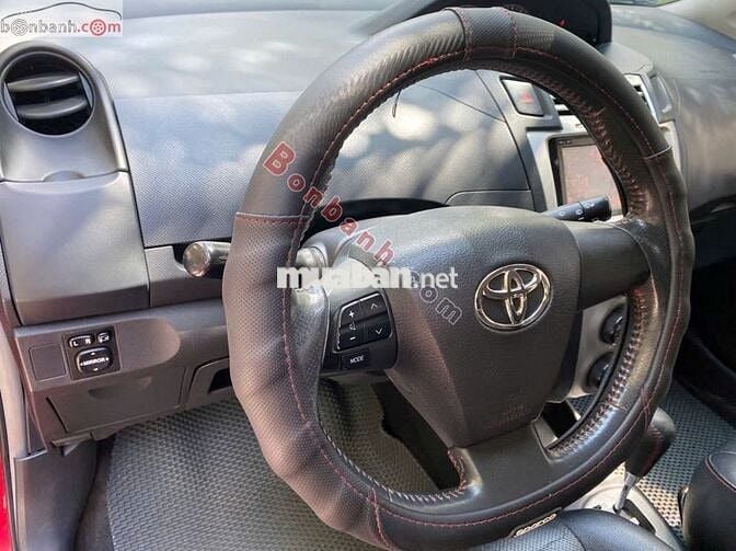 Toyota Yaris 1.5 AT - 265 Triệu