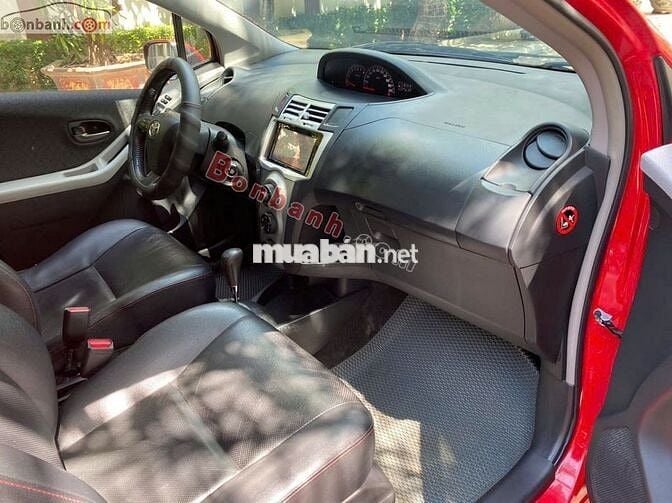 Toyota Yaris 1.5 AT - 265 Triệu