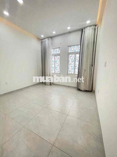 Nhà lầu 2 phòng 2 máy lạnh Khu Biệt Thự Hưng Lợi