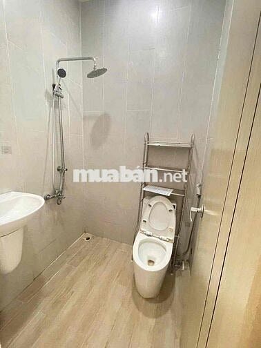 Nhà lầu 2 phòng 2 máy lạnh Khu Biệt Thự Hưng Lợi