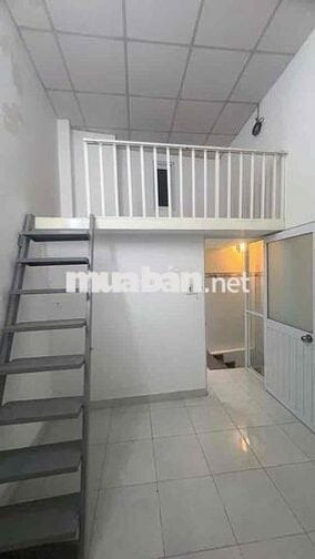 Bán nhà Nguyên Hồng, 16m2, 2 Tầng, 2PN, kế bên sân bay Tân Sơn Nhât TL