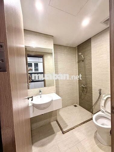 CẦN BÁN căn Studio đầy đủ nội thất, tầng trung giá chỉ 2 tỷ tại OCP