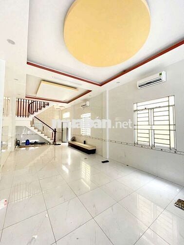 Nhà trệt lầu mặt tiền Nguyễn Đệ
