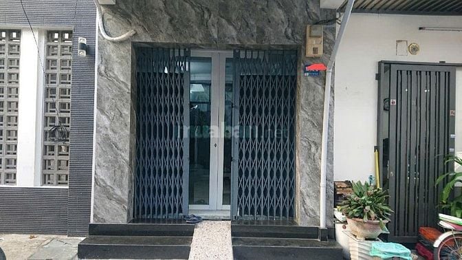 Cho thuê nhà hẻm 4m(XH) Cách Mạng Tháng 8, P.11, Q.3 giá 90tr