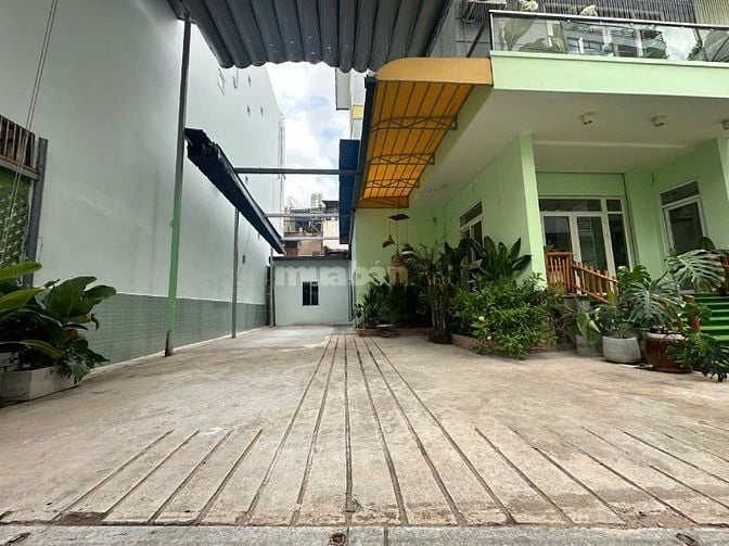 Cho thuê nhà hẻm 4m(XH) Cách Mạng Tháng 8, P.11, Q.3 giá 90tr