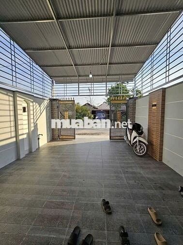 bán nhà cấp 4 DT 114m2 lấy vốn đầu tư ngay KCN Trảng Bàng 680TR