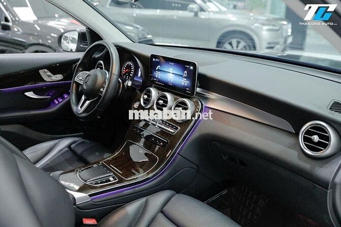 Mercedes Benz GLC 2022 200 - 36000 km