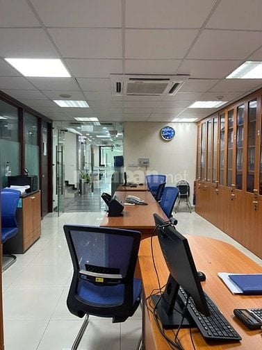 Bán nhà 8 tầng mặt phố Hòa Mã, 190m2, có hầm, vỉa hè rộng, ô tô tránh