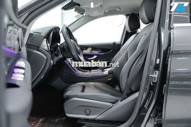 Mercedes Benz GLC 2022 200 - 36000 km