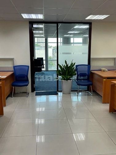Bán nhà 8 tầng mặt phố Hòa Mã, 190m2, có hầm, vỉa hè rộng, ô tô tránh