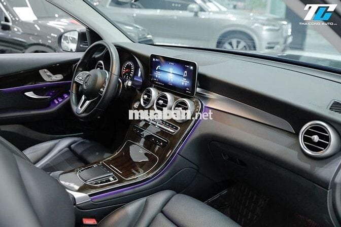 Mercedes Benz GLC 2022 200 - 36000 km