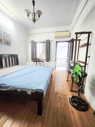 Chính chủ cho thuê căn hộ dịch vụ tại thể giao cạnh công viên thống nh