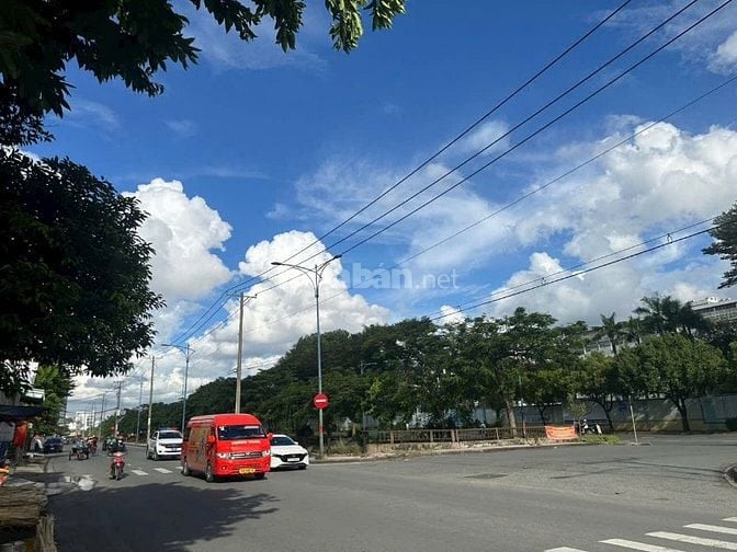 Bán nhà mặt tiền Trần Văn Giàu – KDC cao cấp Tên Lửa, đối diện PouYuen