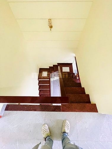 Cho thuê nhà 2 hẻm 5m(XH) Bửu Đình, P.5, Q.6 giá 10tr