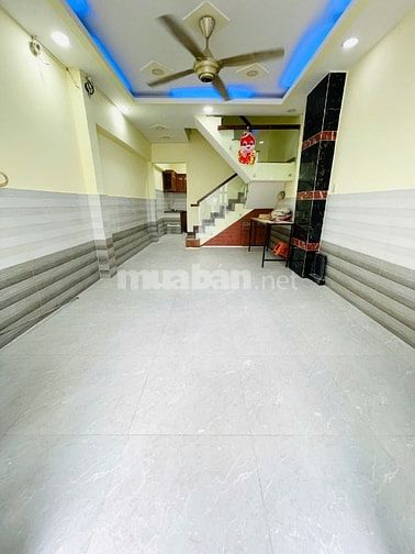 Cho thuê nhà 2 hẻm 5m(XH) Bửu Đình, P.5, Q.6 giá 10tr