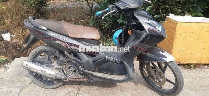 Bán xe trên hình bị lạc giấy ko tìm thấy ai cần lj