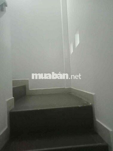 Quá rẻ trệt lầu 4*17; 3pn đường xe tải