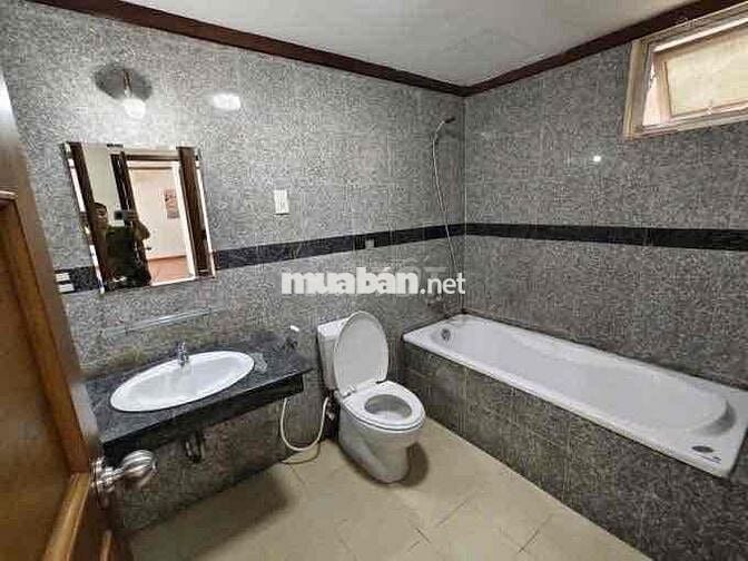 cần Bán căn 2 ngủ nội thất đầy đủ