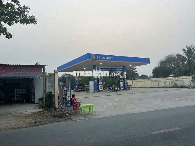Cần bán GẤP MT Nguyễn Thị Rành 136m2 giá 580Tr kế chợ Lô 6