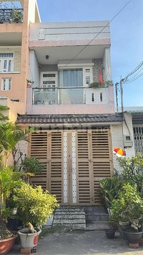 Nhà 1 Lầu 4x16m Đường Hương lộ 2 Ngay Bệnh Viện Bình Tân Hẻm 7m thông