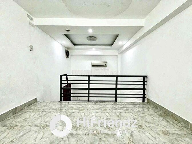 Phòng gác cao 2m, có máy lạnh, bếp, nvs riêng, ngay cầu chữ Y, UEH,SGU