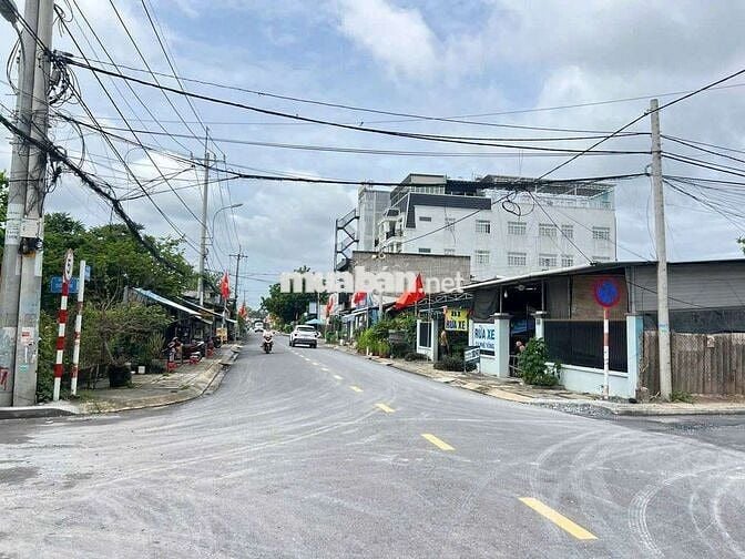 Cần bán GẤP mặt tiền Ng Văn Hoài 201m2 tại Thị Trấn giá chỉ 800Tr