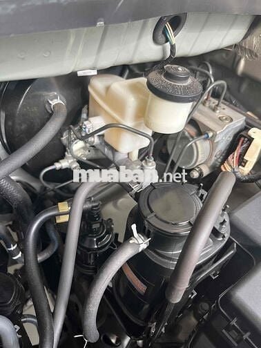 Toyota Innova 2014 2.0E - 100000 km