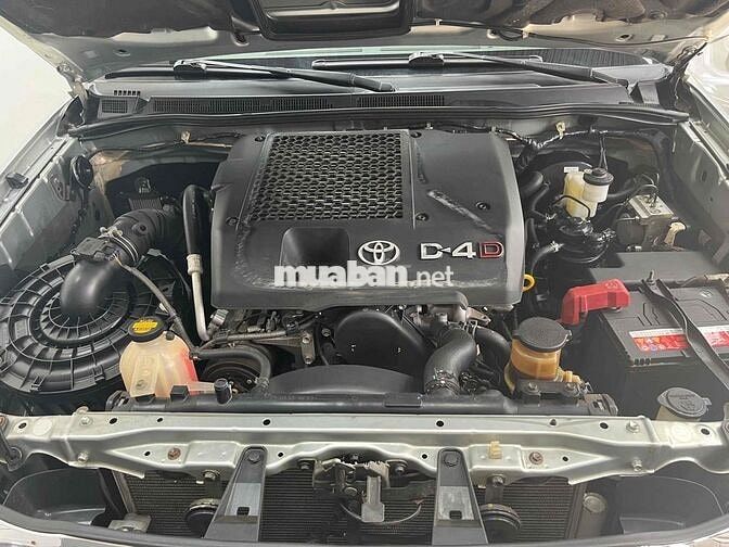 Toyota Fortuner 2013 2.5G - 111000 km