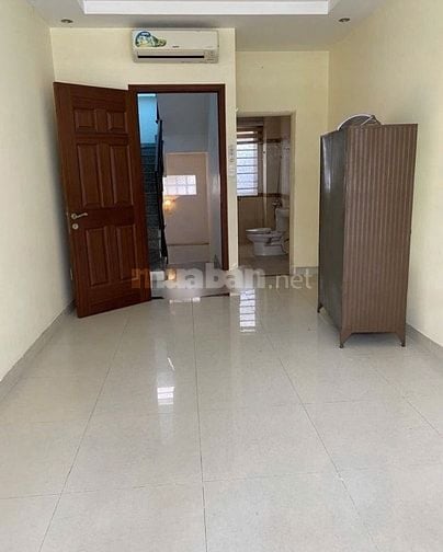 Cho thuê nhà MTNBộ 6m(XT) Đồng Nai, P.15, Q.10 giá 20tr