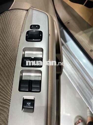 Ford Everest 2009 2.5L 4x2 MT - 120000 km