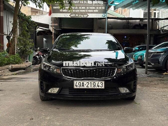 Kia Cerato 2018 2.0 AT Premium - 100000 km