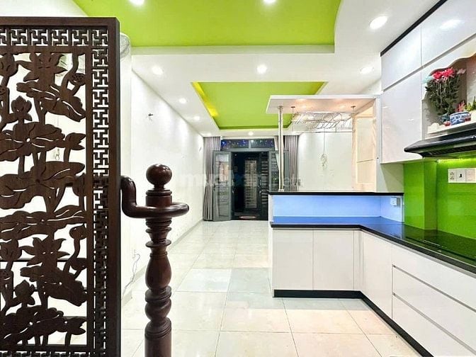 BÁN NHÀ 5 TẦNG- 4PN- PHƯỜNG 7- CẠNH PHAN XÍCH LONG