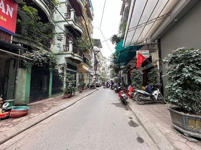 Bán nhà Kim Đồng phân lô ô tô chạy vòng quanh kinh doanh 13.7 tỷ