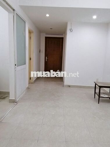 Cho thuê căn hộ Ehome3 Tây Sài Gòn 2 phòng ngủ có ban công