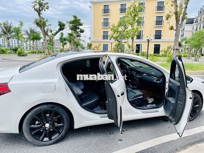 Peugeot 508 2015 1.6L AT Turbo - 130000 km