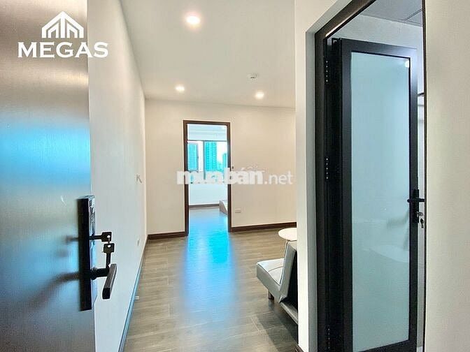 CHO THUÊ 1N1K ĐẦY ĐỦ NỘI THẤT MỚI TINH NGAY LẠC LONG QUÂN, TÂY HỒ