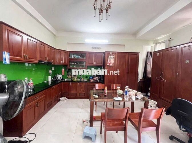 Nhà 4 Tầng  82m2 , 4 PN - HXH - 8,4 tỷ ,Hiep Bình Phước ,Thủ Đức.