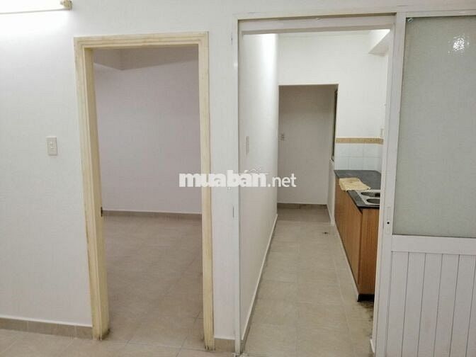 Cho thuê căn hộ Ehome3 Tây Sài Gòn 2 phòng ngủ có ban công