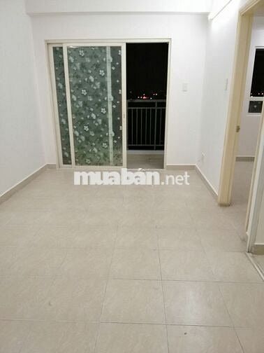 Cho thuê căn hộ Ehome3 Tây Sài Gòn 2 phòng ngủ có ban công