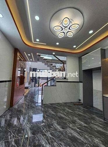 Nhà phố cao cấp mới (shr) bao sang tên , gần chợ Bà Điểm