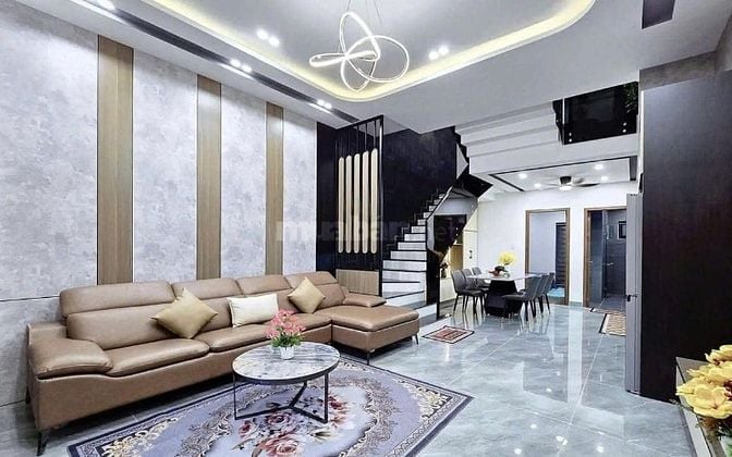 NHÀ FULL NỘI THẤT HẺM 18BIS NGUYỄN THỊ MINH KHAI QUẬN 1