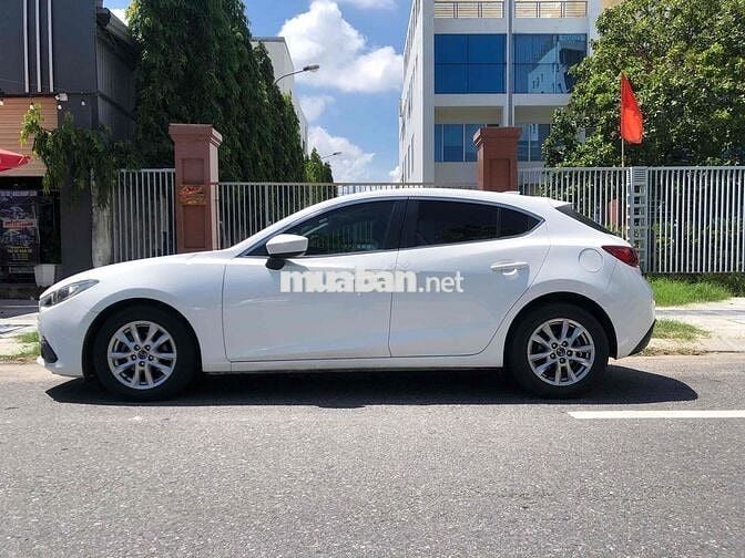 Mazda 3 2015 1.5 AT Hatchback - 77000 km