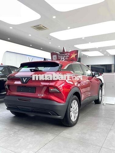 VinFast VF6 Eco Trả Trước 140tr, Ls 4,8%/3năm