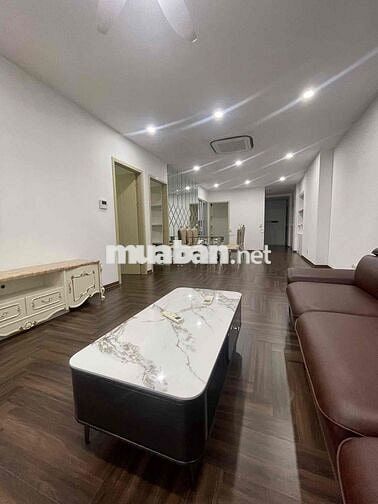 BÁN CĂN CHUNG CƯ CAO CẤP - Dt 122m2 - 3PN - 2 Slot Ô TÔ - Đẳng Cấp