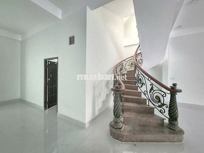 ✅ NHÀ (12m x 35m) MẶT TIỀN QL50 – VỊ TRÍ VÀNG NGAY TRUNG TÂM Q.8